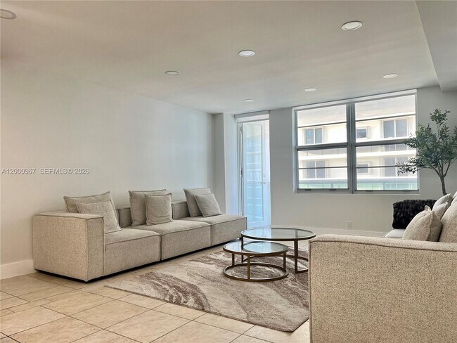 Photo - 9511 Collins Ave Unit 811