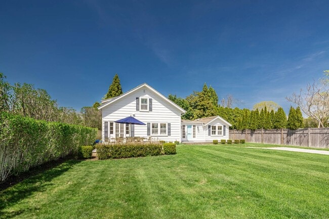 Building Photo - 109 Toylsome Ln