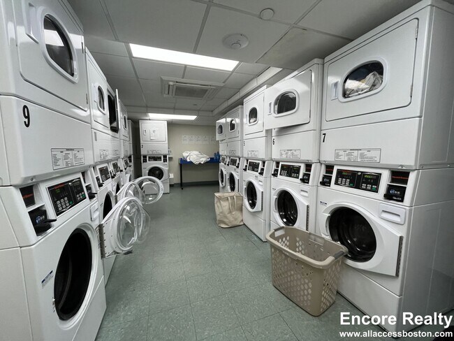 Photo - 24 Chauncy St Unit 18