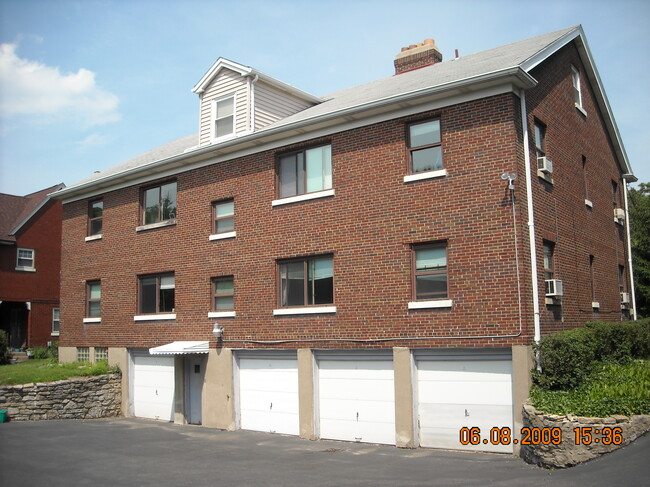 Building Photo - 2815 Digby Ave Unit 1