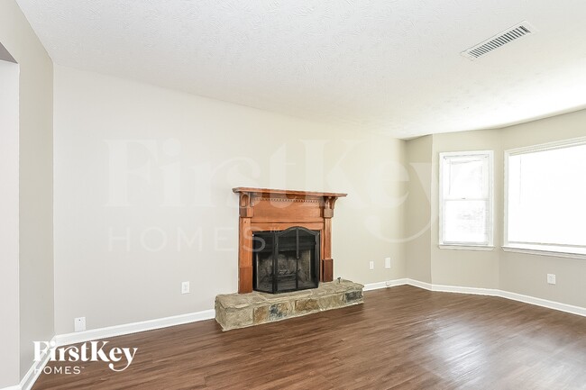 Photo - 3898 Centennial Trail NW