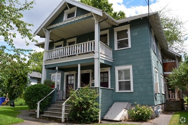 Building Photo - 3952 N Albina Ave Rental