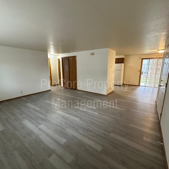 Photo - 3704 W Rose Hl St Unit 210