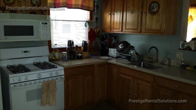 Photo - 15 Sumner St Unit 2