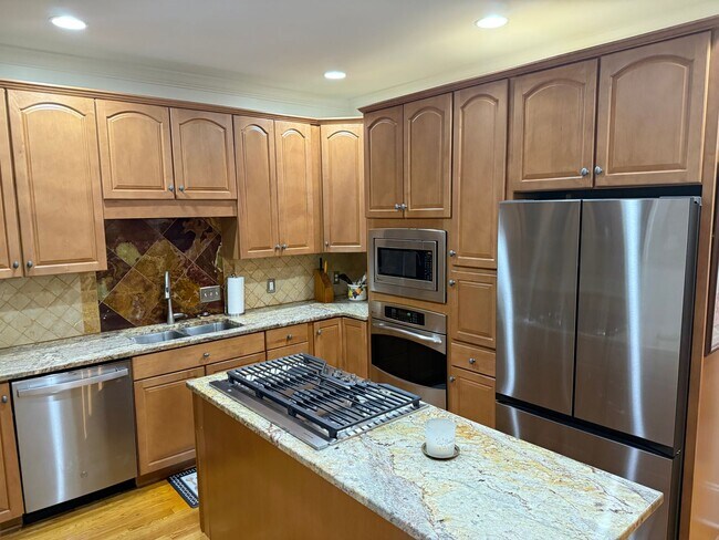 Photo - Furnished Davidson Townhome Two Blocks From Main Street Davidson - 6 To 18 Month Lease