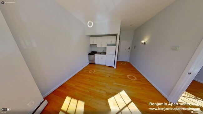 Photo - 179 St Botolph St Unidad 4