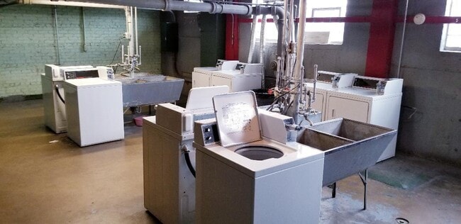 Photo - 2610 W Berwyn Ave