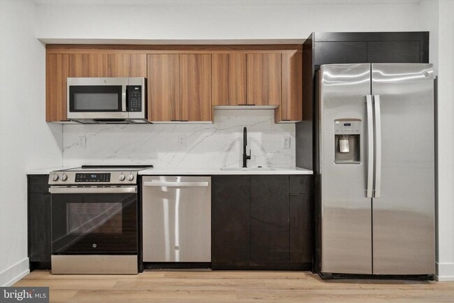 Photo - 808 N 3rd St