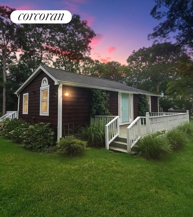 Building Photo - 61 Squires Ave