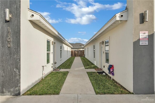 Photo - 18 Angelina Dr Unidad 2