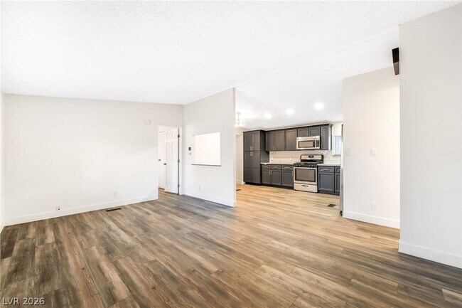 Photo - 603 Diamond Dr