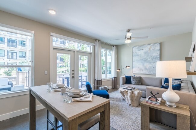 Eighteen25 Downtown apartments — community photo
