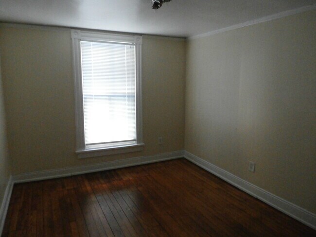 Photo - 301 Chimborazo Blvd
