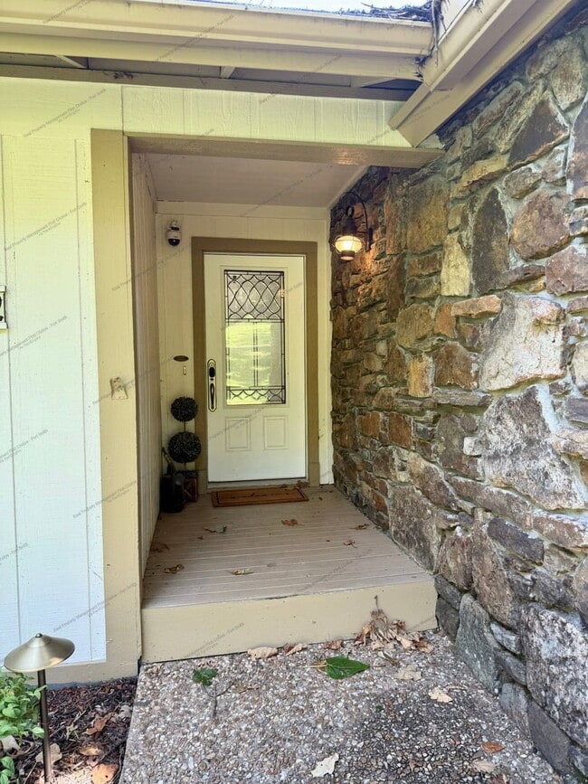 Photo - 602 Azure Hills Dr