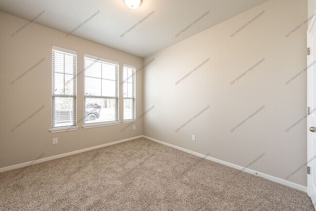 Photo - 624 Ripplewood Dr