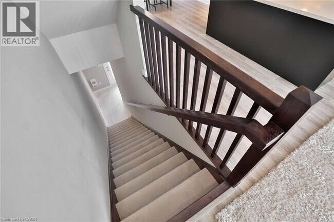 Photo - 65 Esplanade Ln