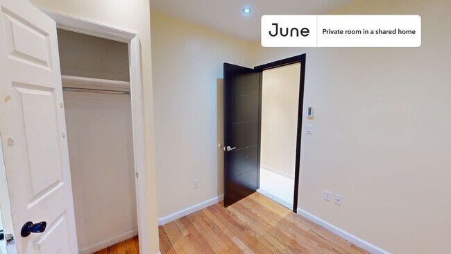 Photo - Room in Shared 6 bed/3 bath home Unidad F