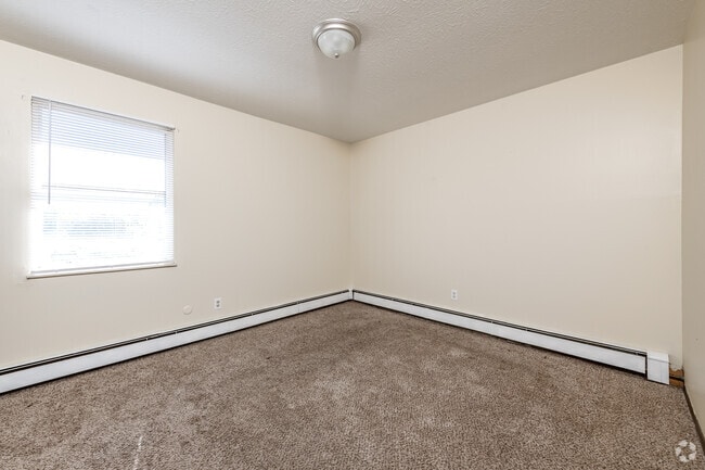 1BR, 1BA