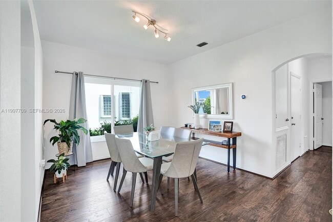 Photo - 4102 Sapphire Terrace