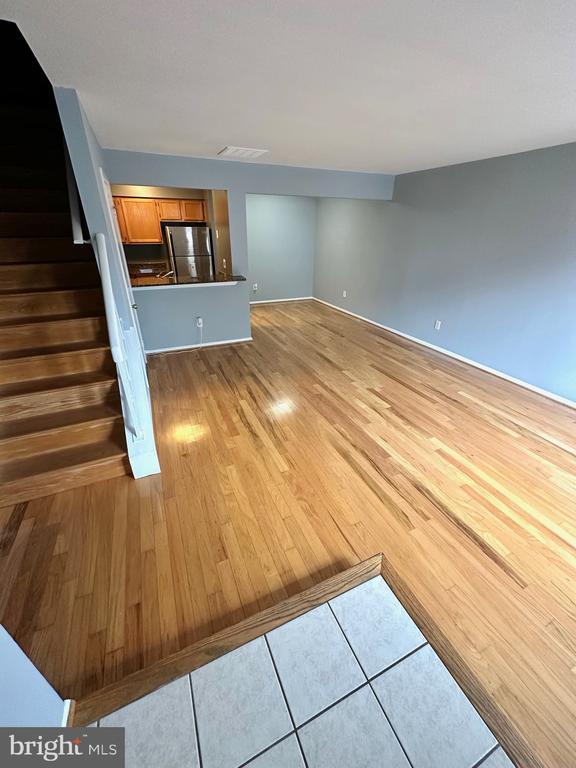 Building Photo - 11 Musicmaster Ct Rental