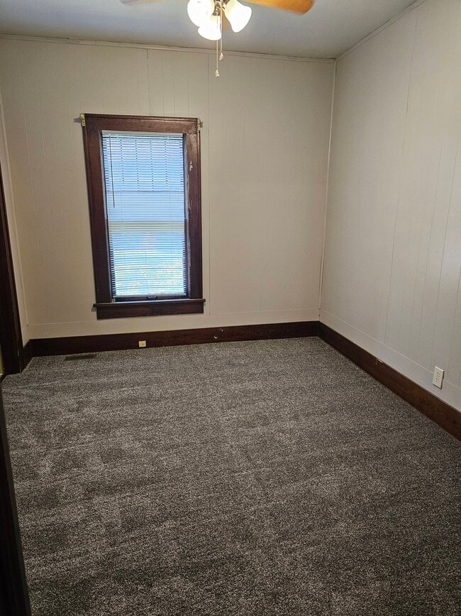 Photo - 1506 Greenwood