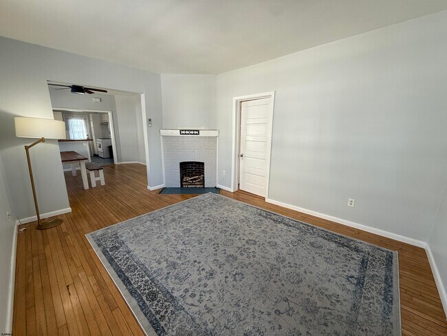 Photo - 3 N Wissahickon Ave