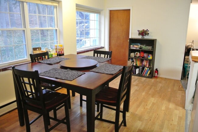 Photo - Edgecliff Apartments