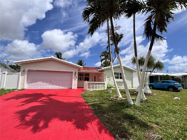 839 S Highland Dr