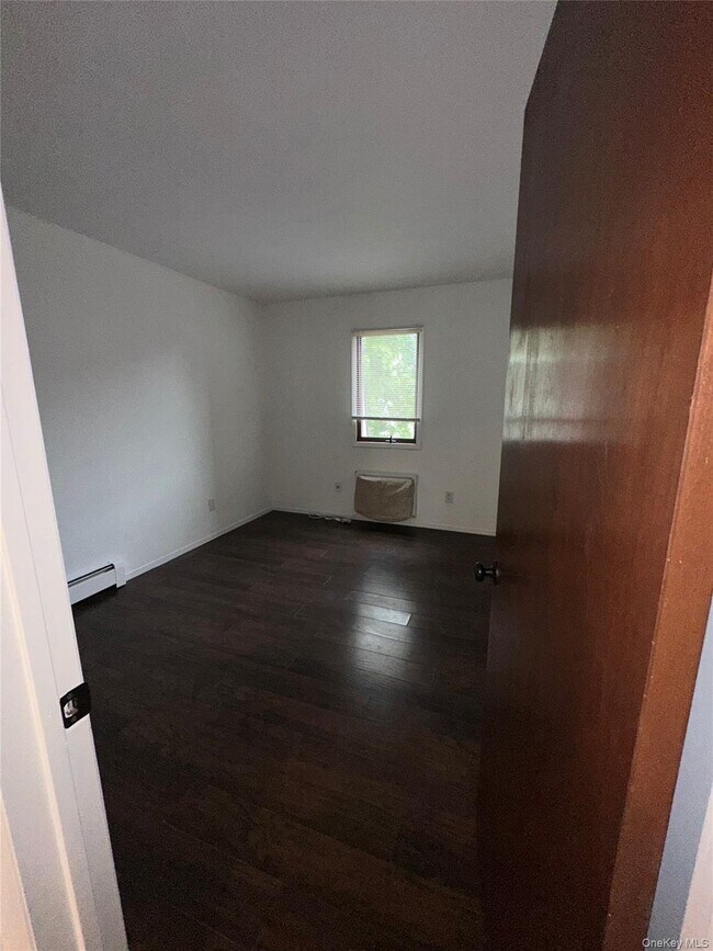 Photo - 83 Manorhaven Blvd Unit 83