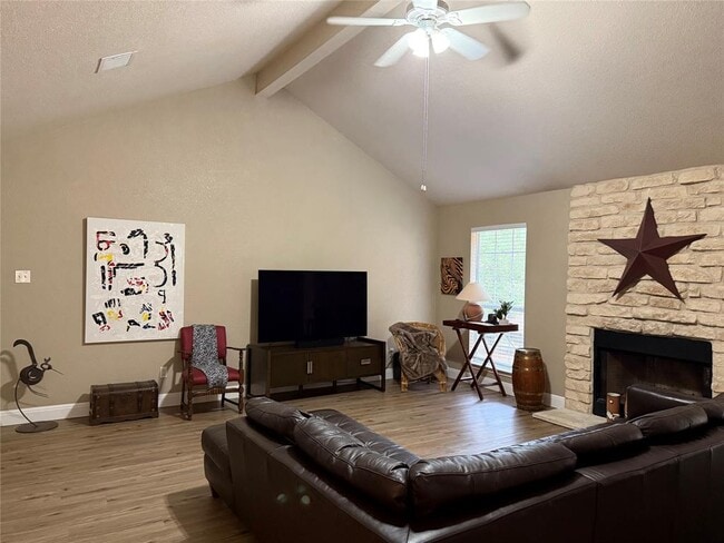 Photo - 115 Kaena Ln
