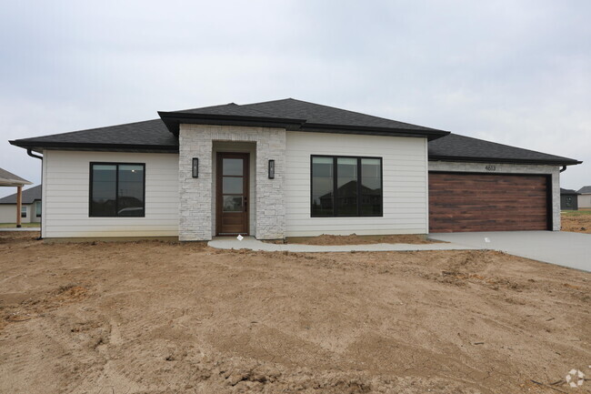 Building Photo - 4613 Chambers Bay Dr Rental
