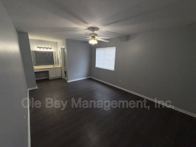 Photo - 6701 Dickens Ferry Rd