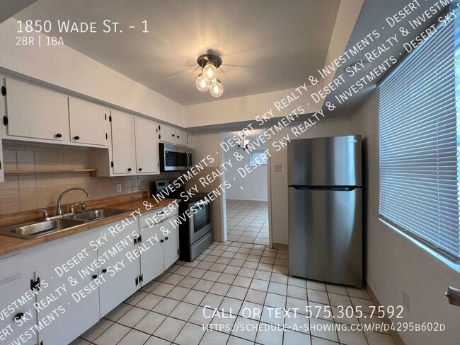 Building Photo - 1850 Wade St Unit 1