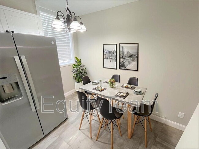 Photo - 4723 Peabody Ave Unit 01