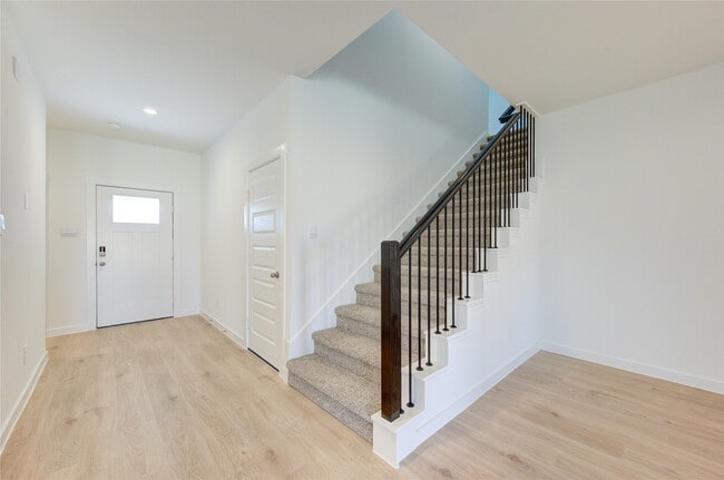 Photo - 31763 Margaret Woods Ln