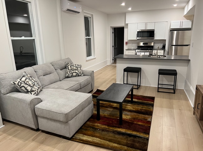 Photo - 2916 Poplar St Unit 1