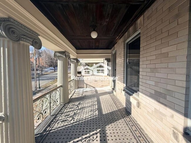 Building Photo - 669 17th St