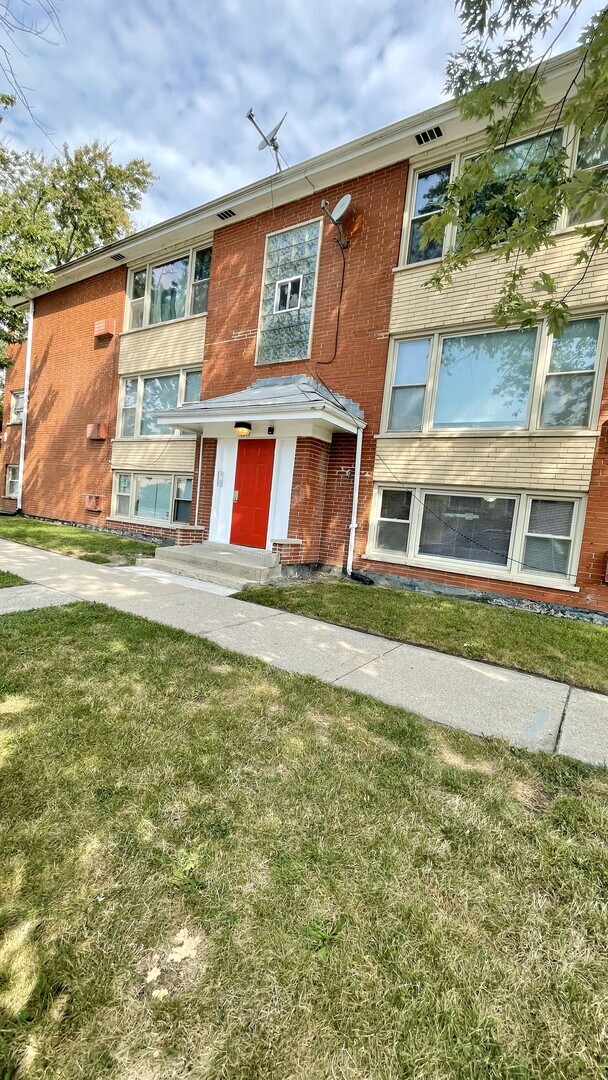 Building Photo - 14047 S School St Rental