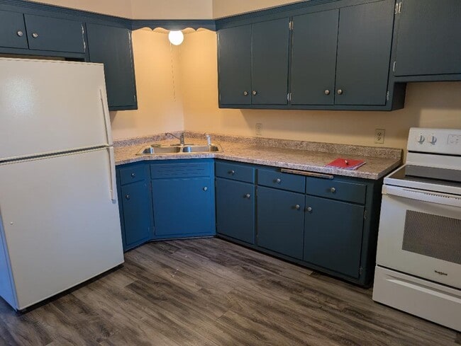 Updated Kitchen - 2123 S 108th St Unit Apt 3