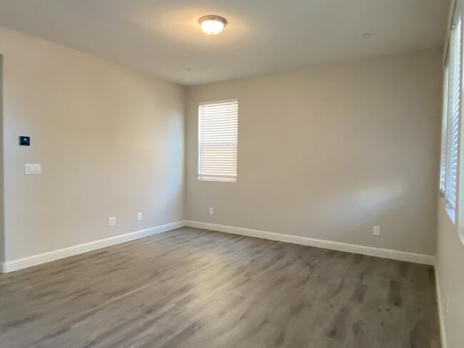 Photo - 220 Uccello Way