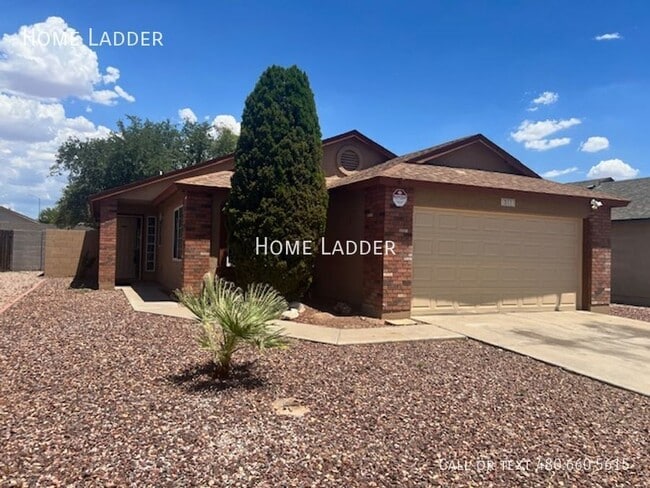 Building Photo - 511 S Torrence-