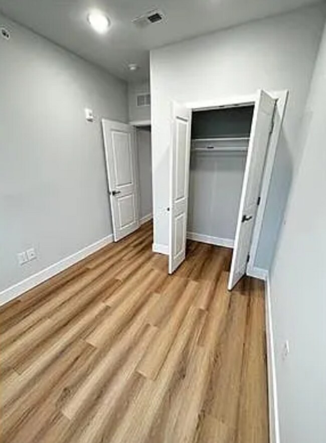 3259 N 13th St Unit 3