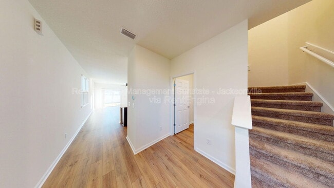 Photo - 7675 Merchants Way