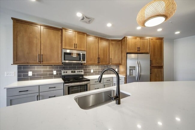 Photo - 201 E. Front