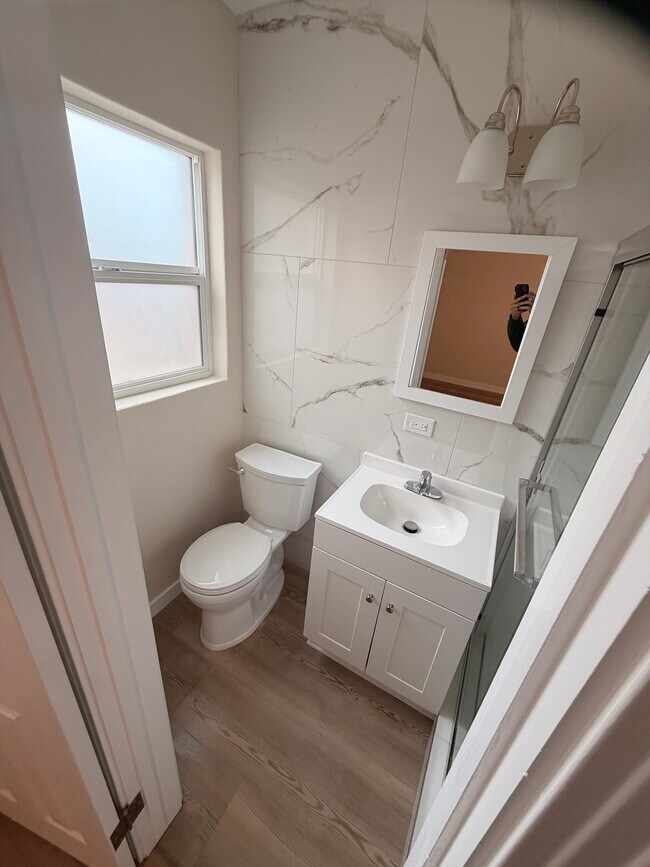 Photo - 2801 Texas St NE