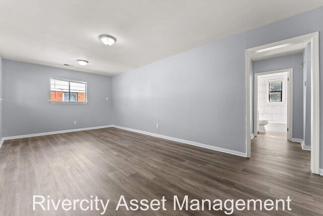 Photo - 1622 Elvis Presley Blvd