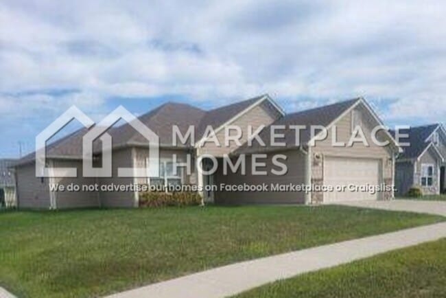 Photo - 2520 Lawton Dr