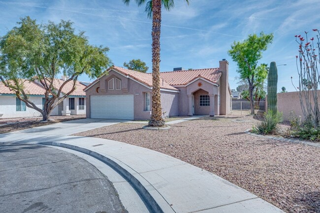 Building Photo - Peaceful Cul-De-Sac Living with Spacious Comfort and Everyday Convenience