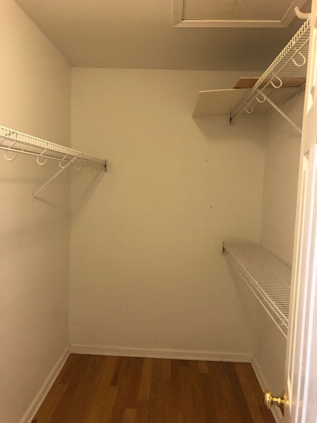 Photo - Greenville, 3BD/2.5 plus bonus, 1839SF