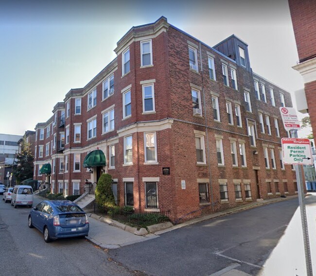 Photo - No Brokers Fee, One Month Rent-Free, Laundry on a Site